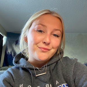 Meet your Posher, Abby